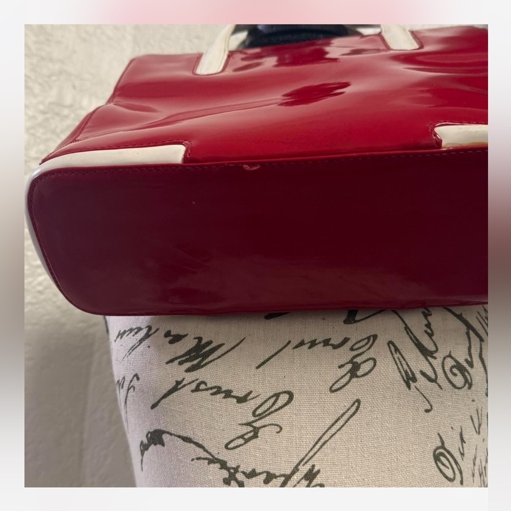Red patent (charol) Pierre Cardin – Evolution evening handbag. - Picture 5 of 13